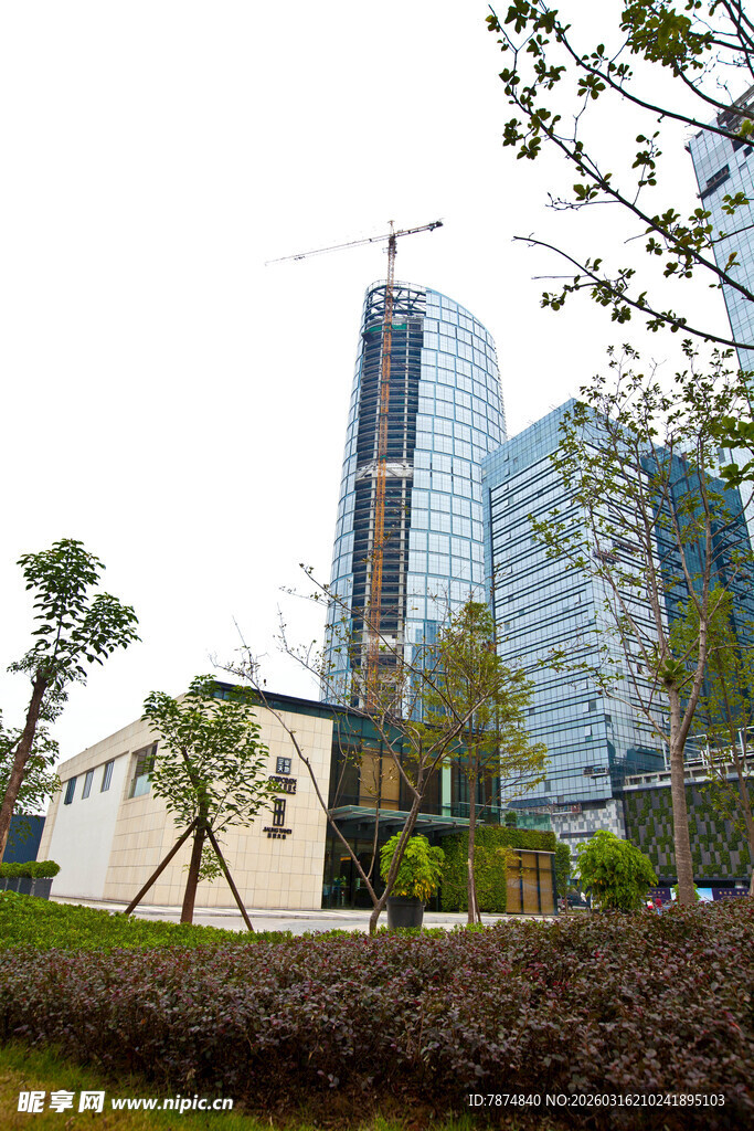 城市现代建筑景观一角