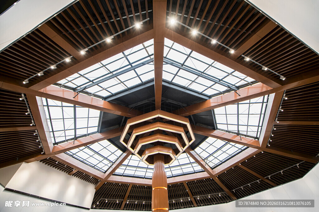 现代建筑独特穹顶设计