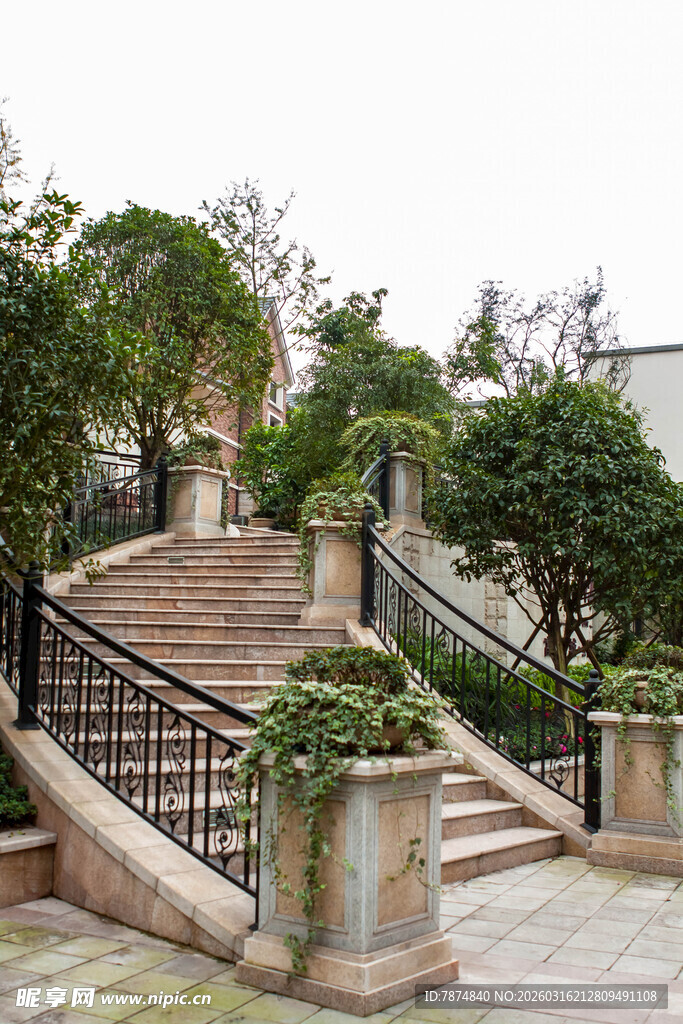 优雅石阶花园景观