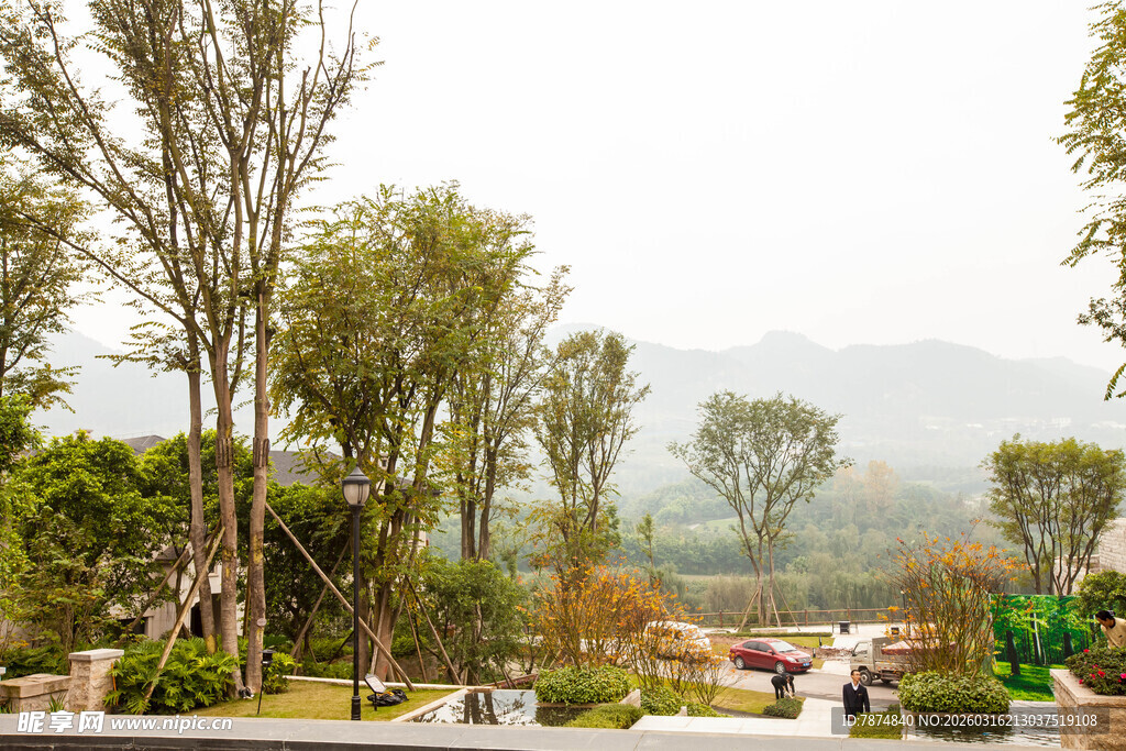 山林间的美丽景观