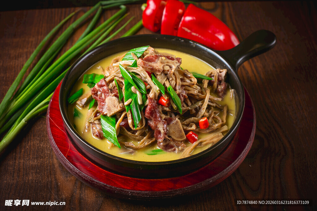 牛肉青椒煲 美味诱人