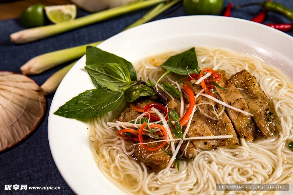 美味泰式牛肉河粉