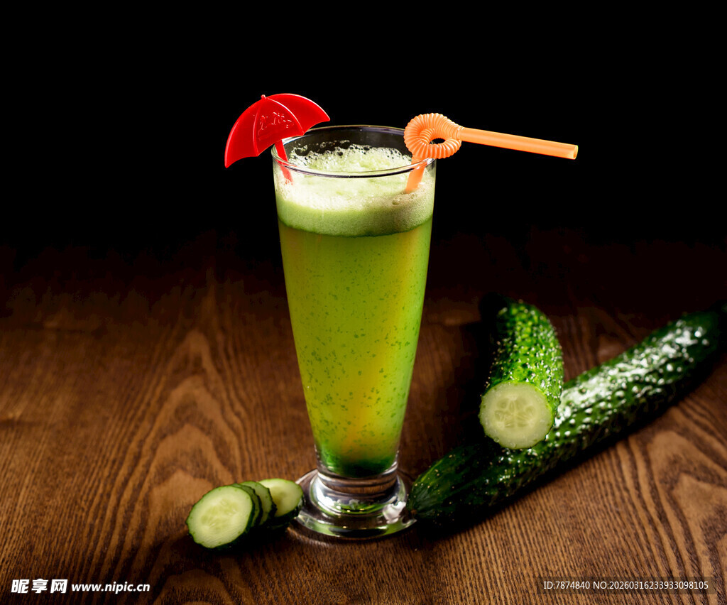清新黄瓜特调饮品