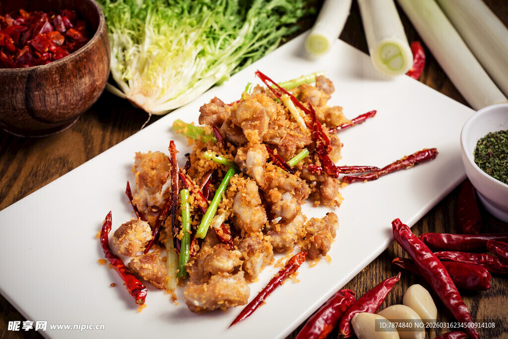 香辣美味炒鸡杂