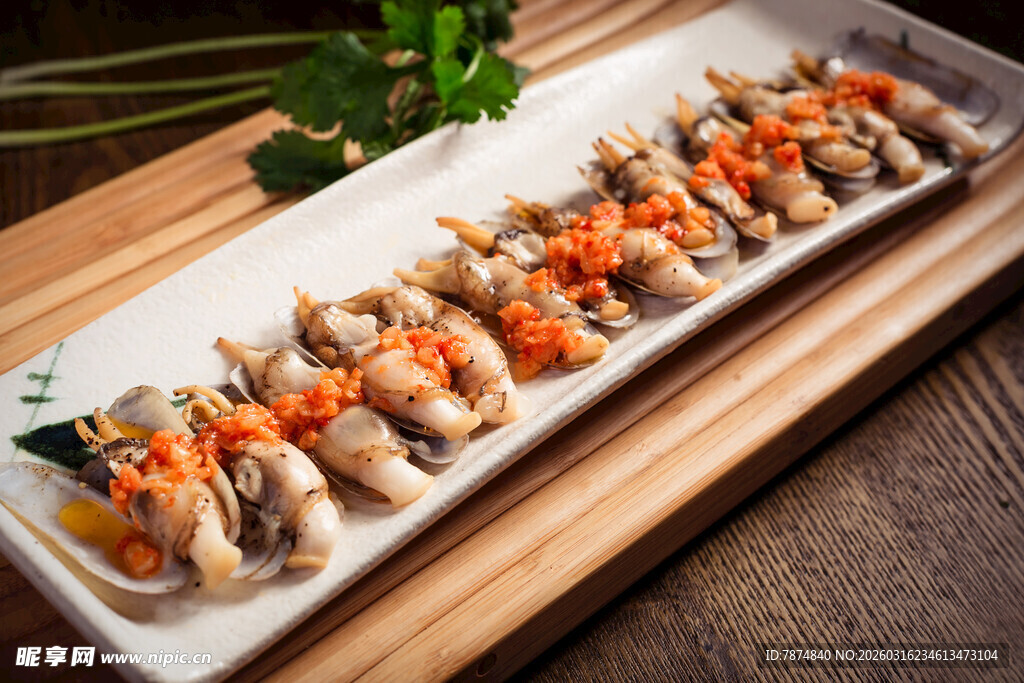 蟹味菌菇 特色美味摆盘