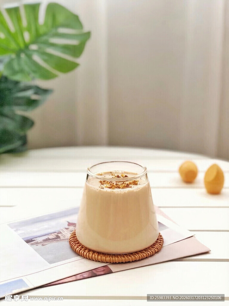 坚果奶昔