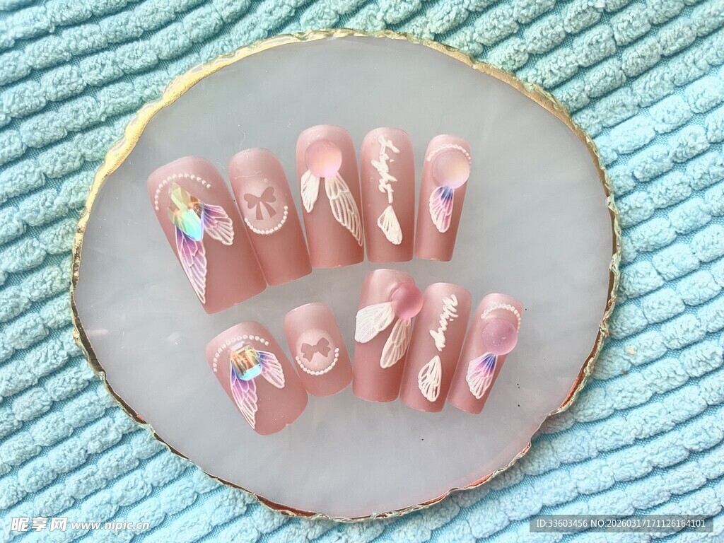 精致美甲贴片展示