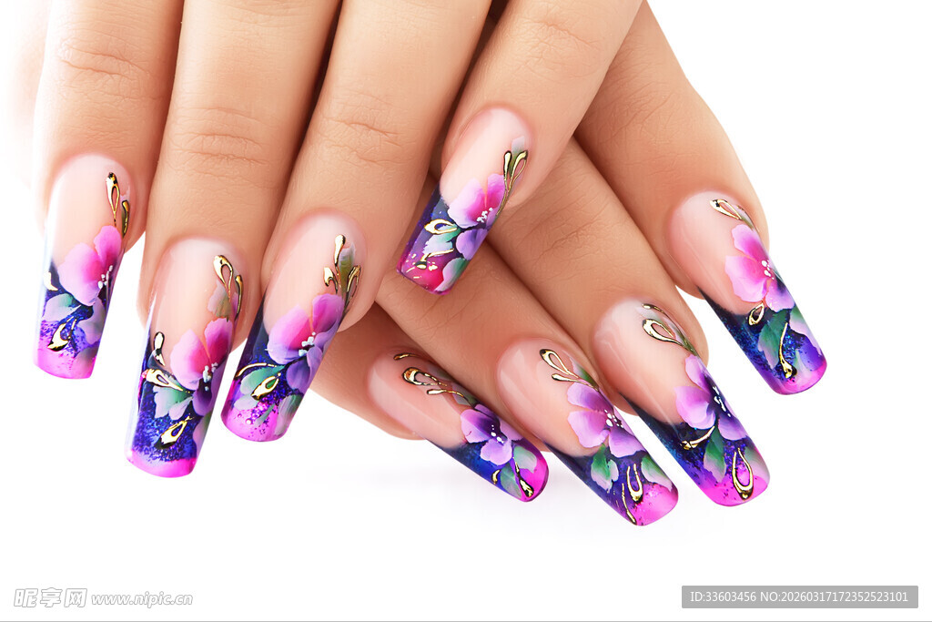 多彩花卉美甲艺术展示