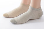 浅色系简约短袜展示