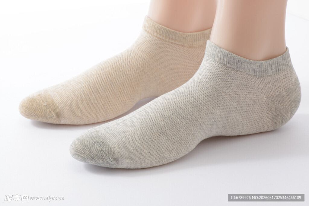 浅色系简约短袜展示