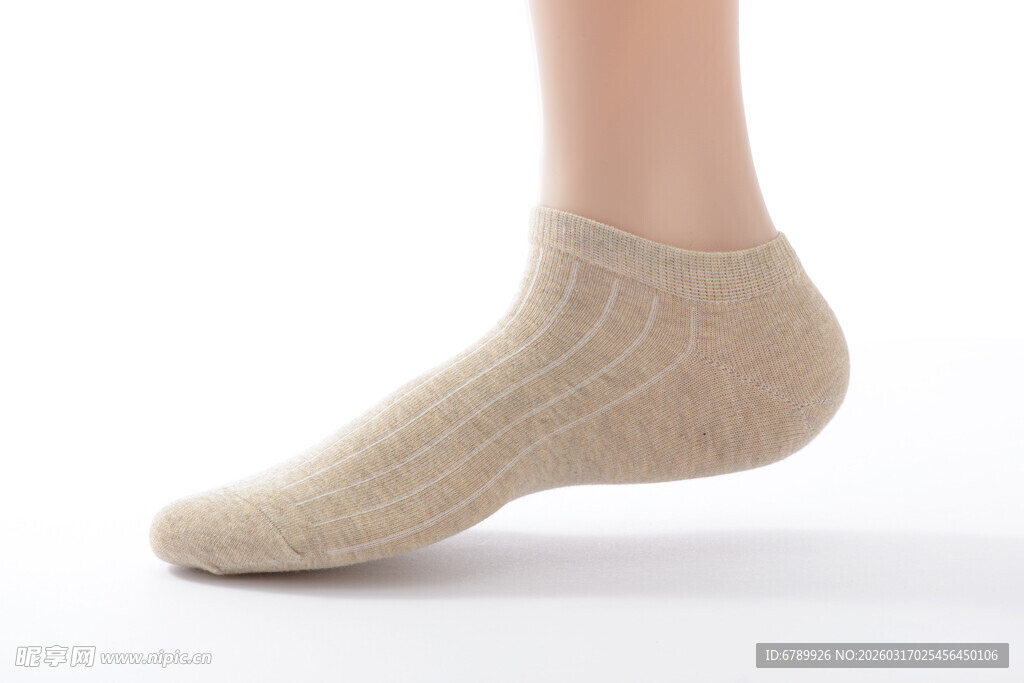 浅米色女士低帮针织短袜