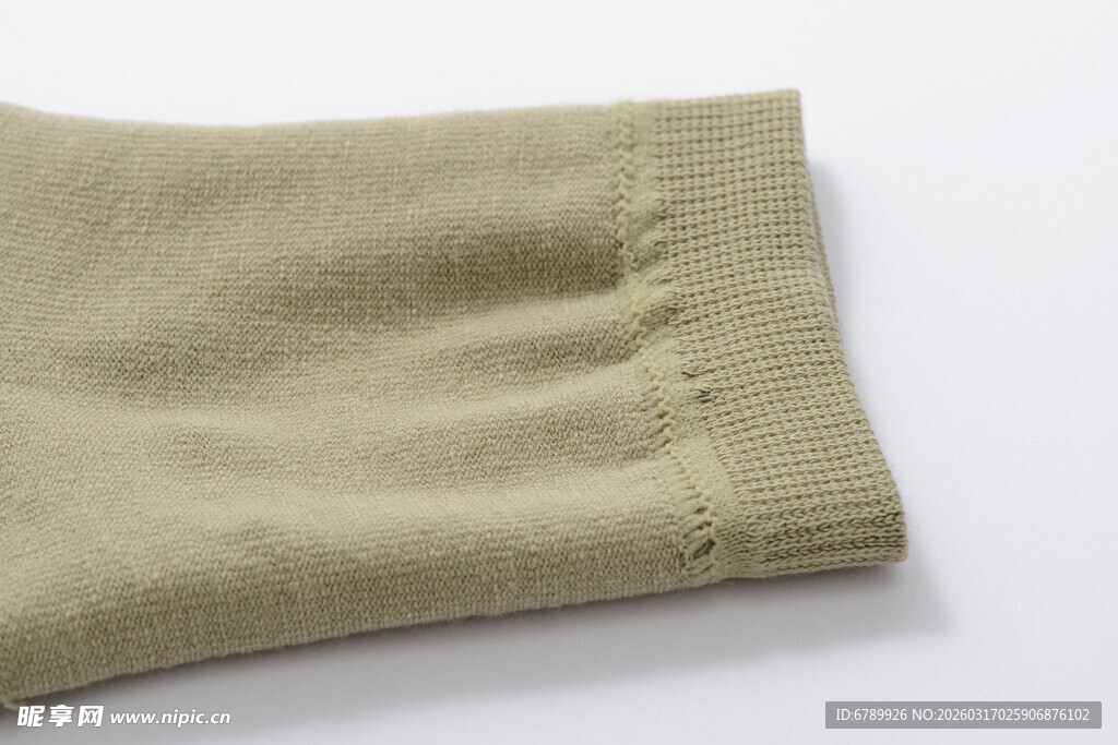 浅绿袜子袜口细节