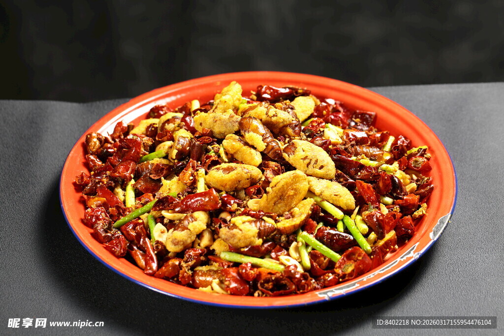 香辣酥香  蚕蛹