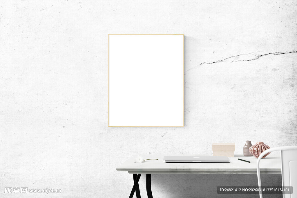 简约墙面空白画框装饰场景