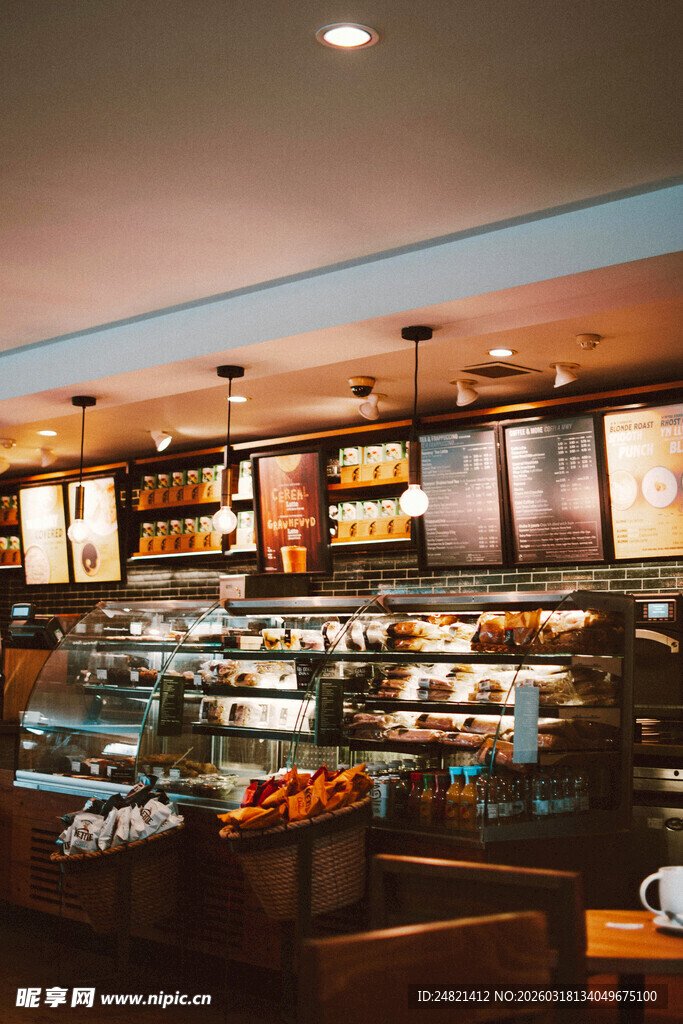 温馨咖啡馆内部场景展示