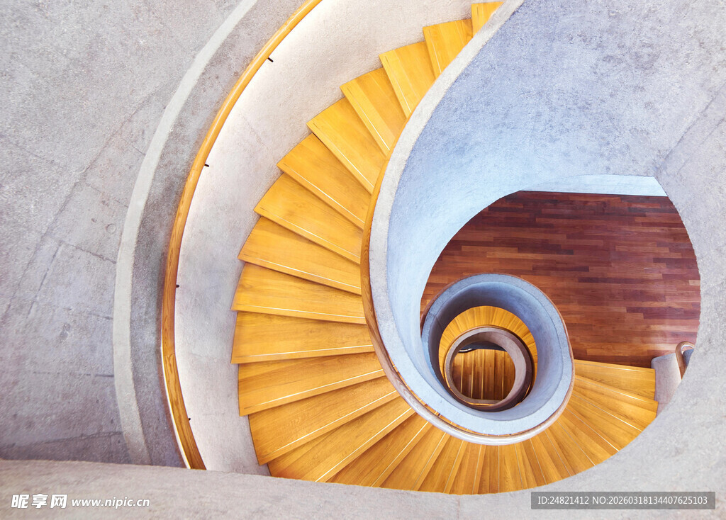 螺旋楼梯的独特优雅设计