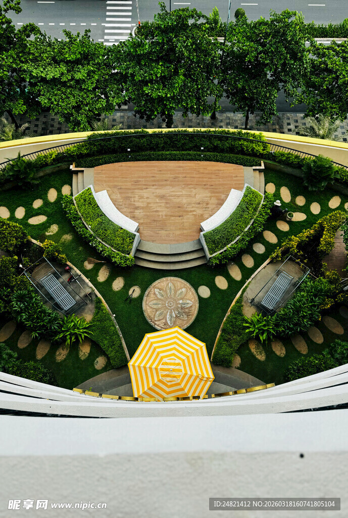 空中俯瞰精美园林景观