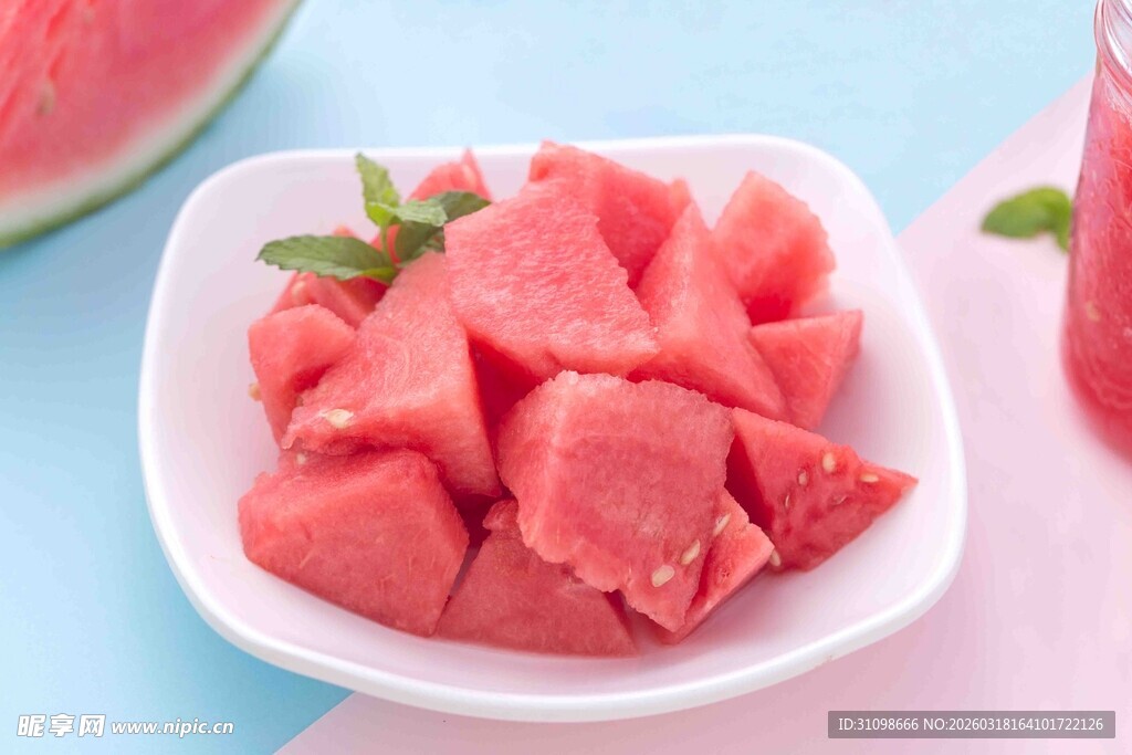 碗中鲜切西瓜块