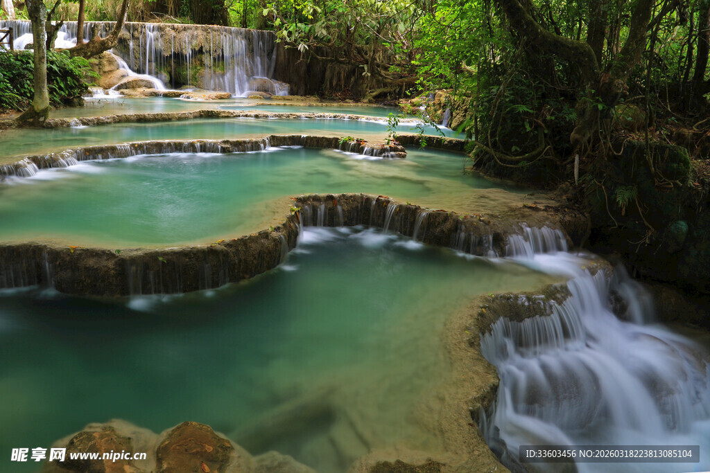 天然绝美山间溪流瀑布景观