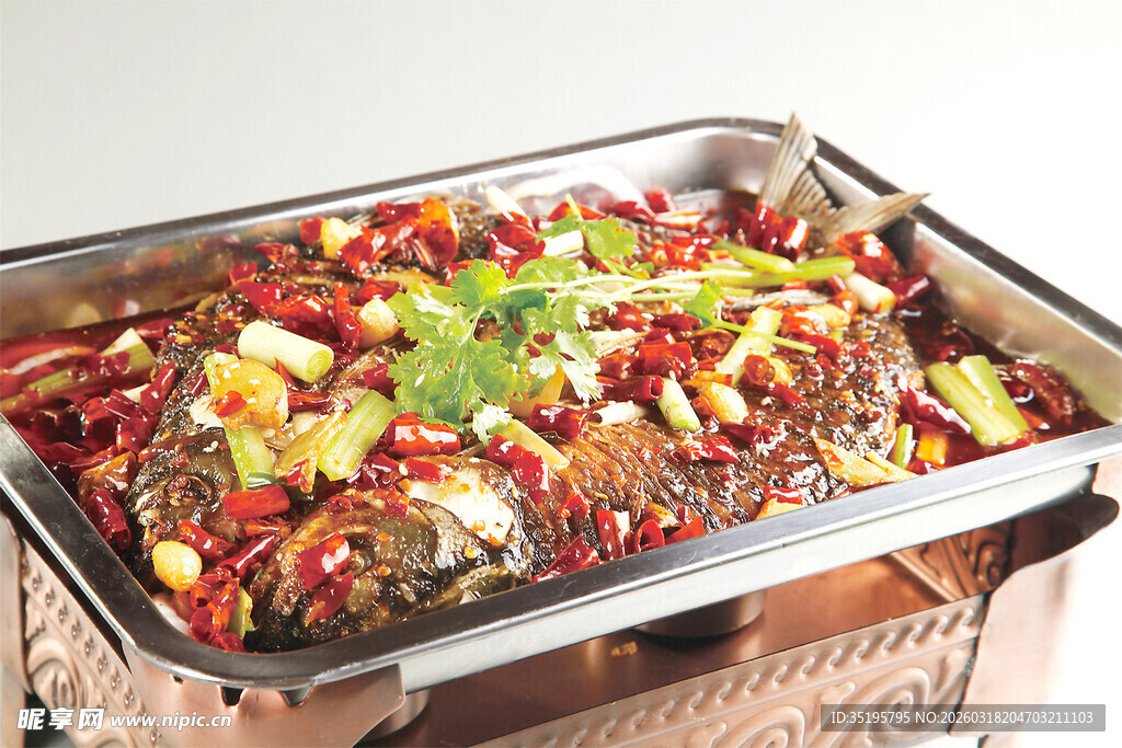 美味香辣烤鱼上桌啦