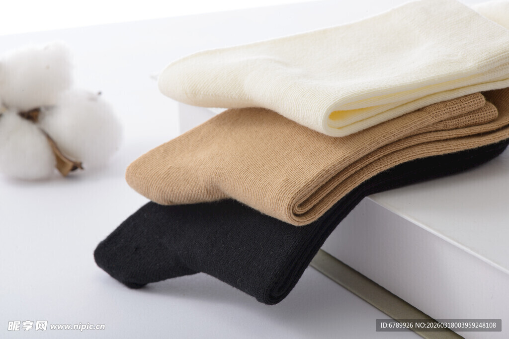 多样颜色袜子展示