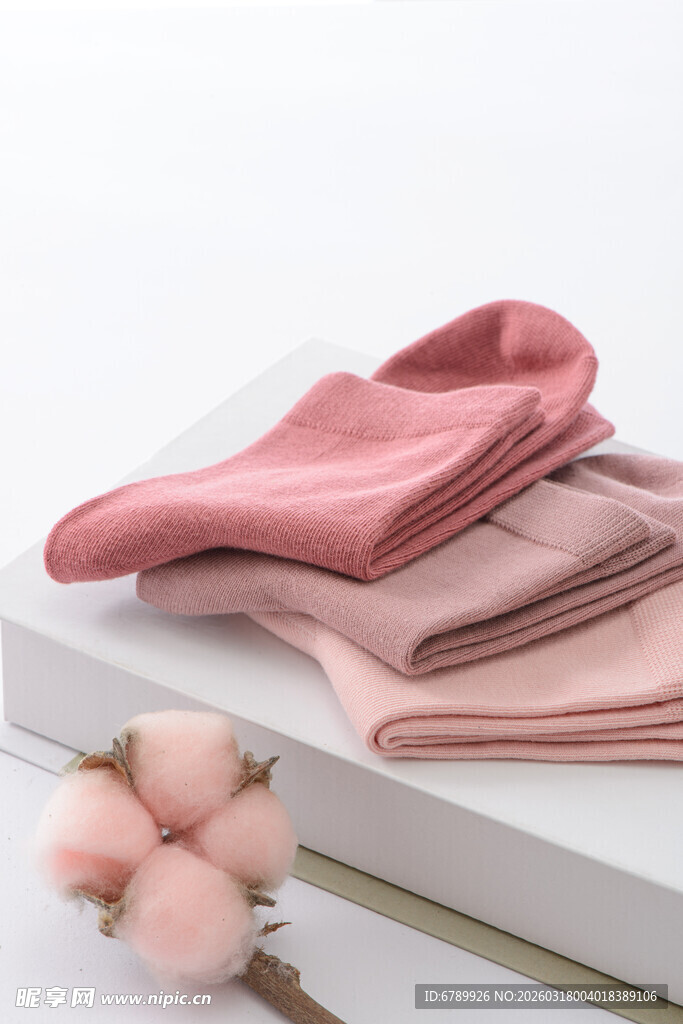 粉色系柔软棉袜展示
