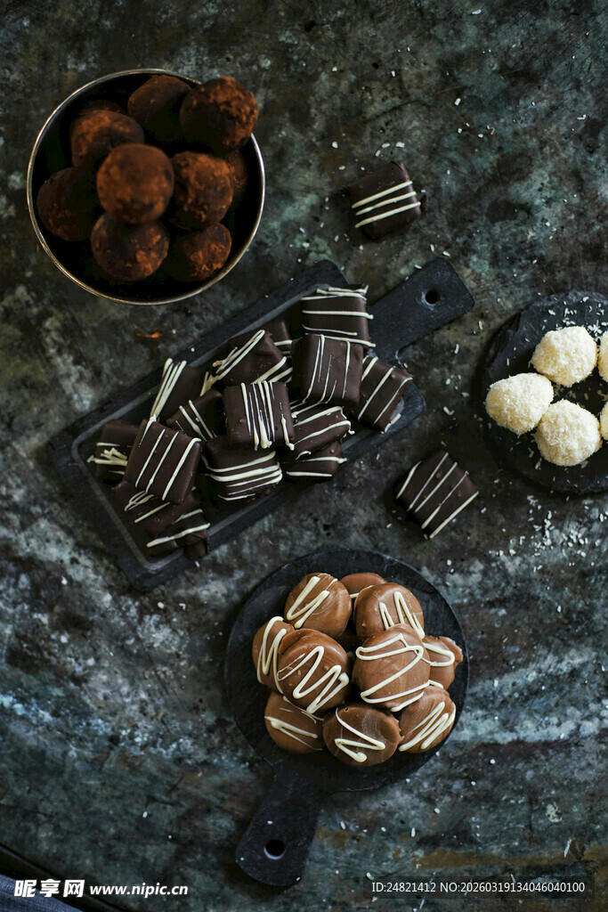 多样美味零食组合展示