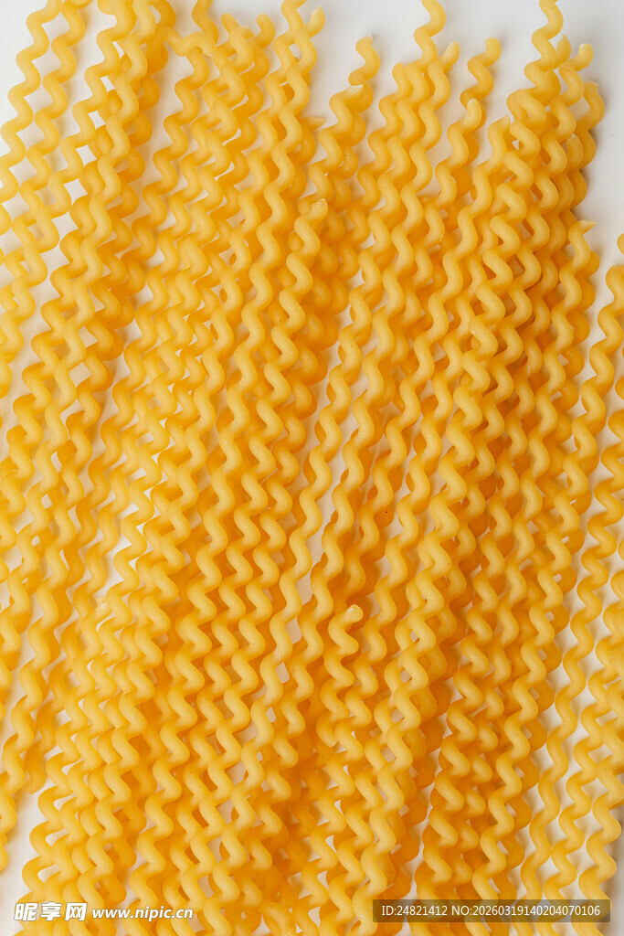 黄色条状颗粒食材特写