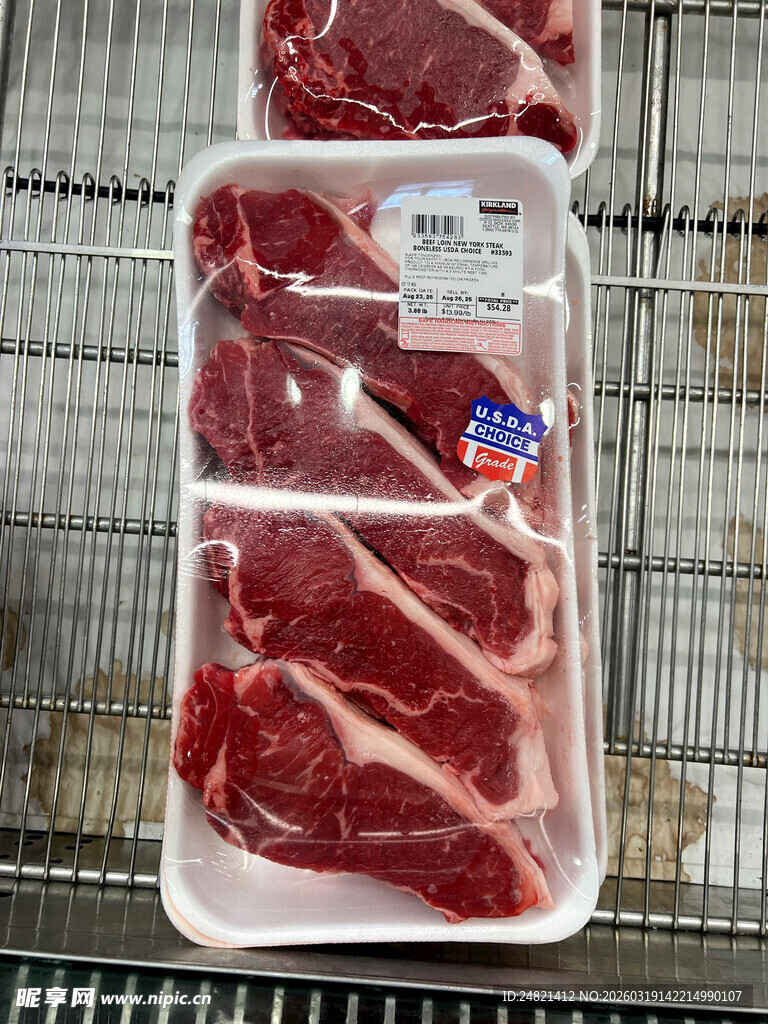 新鲜盒装牛排展示