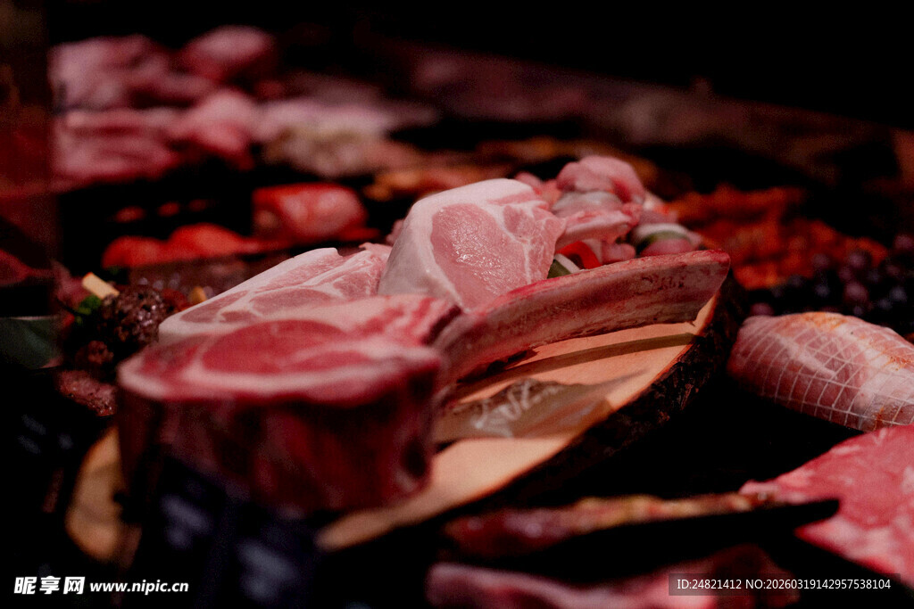 新鲜生肉特写