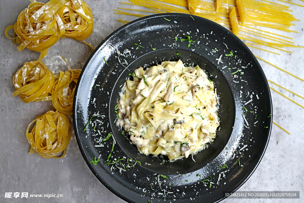 美味意面摆盘展示