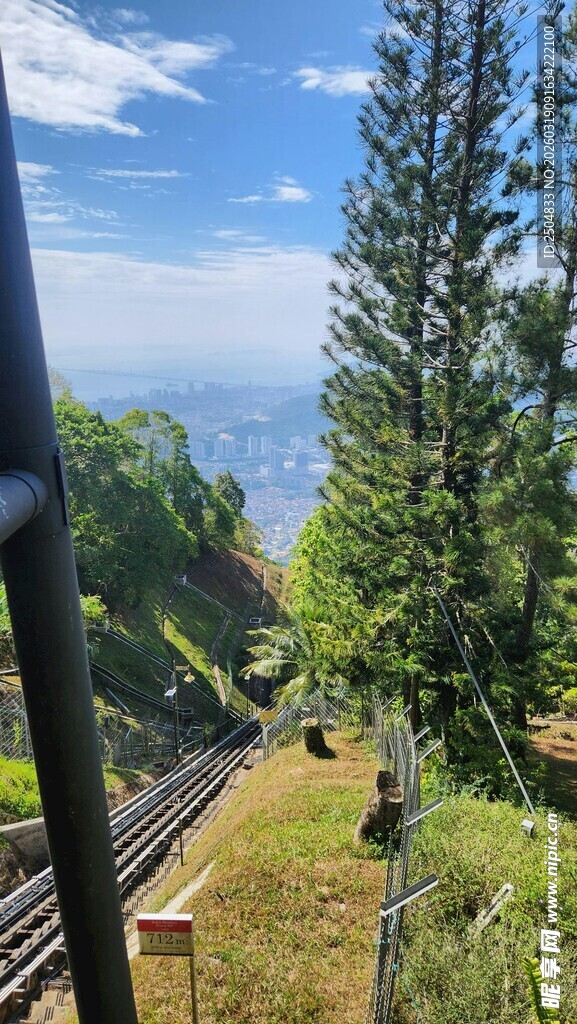 山间美景远眺
