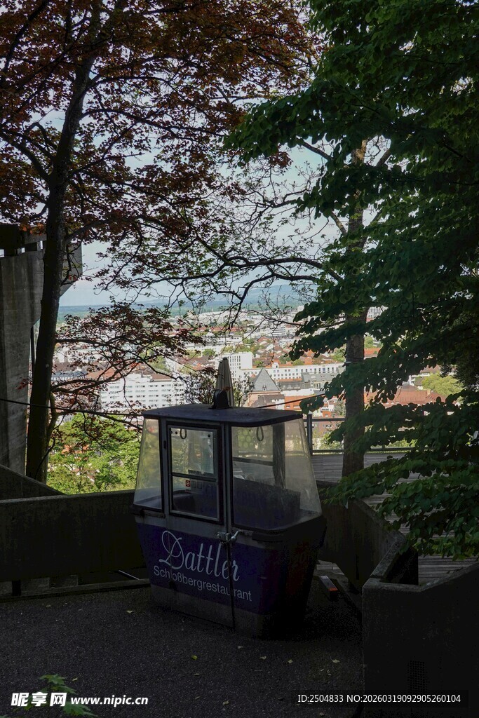 林间小屋 自然静谧之景