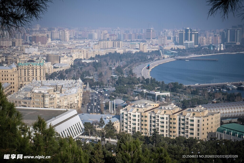 城市海滨风光俯瞰图