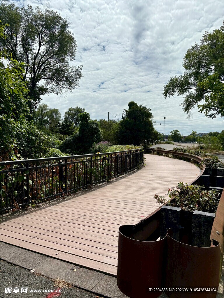 户外木质步道景观