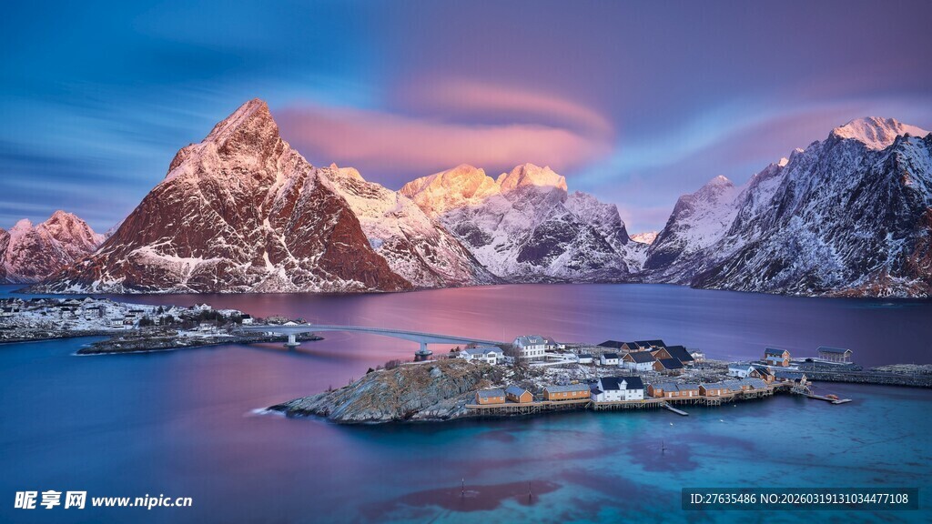 梦幻峡湾的壮丽山水景观