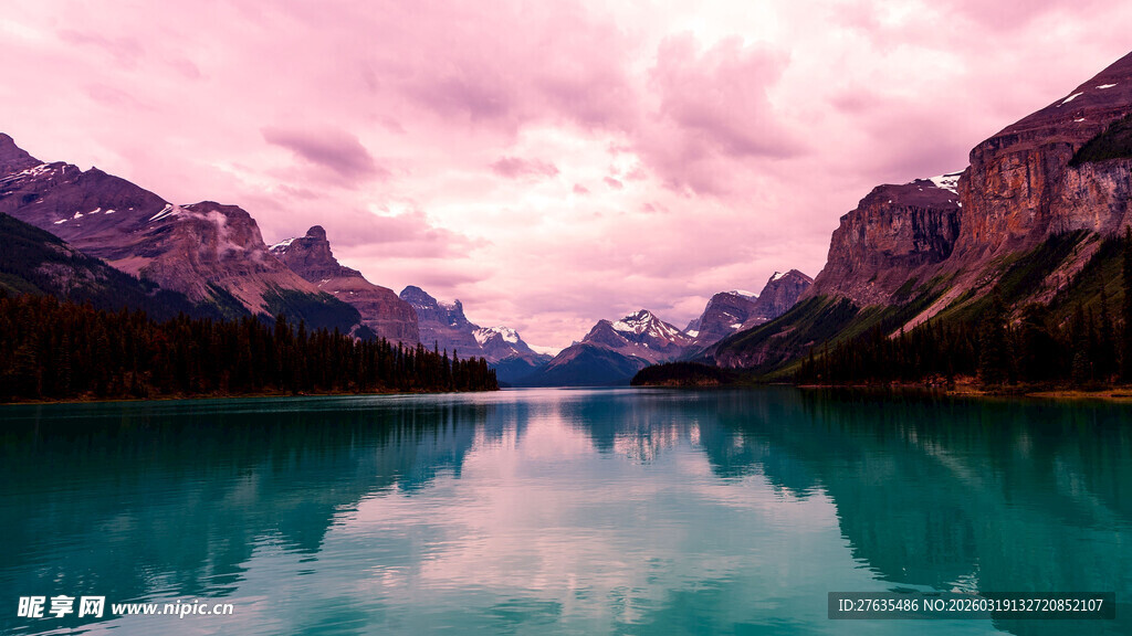梦幻湖光山色的绝美风景