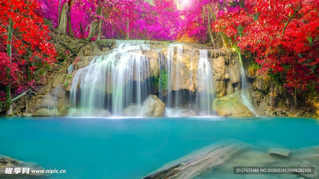 梦幻绚丽的山间瀑布水景