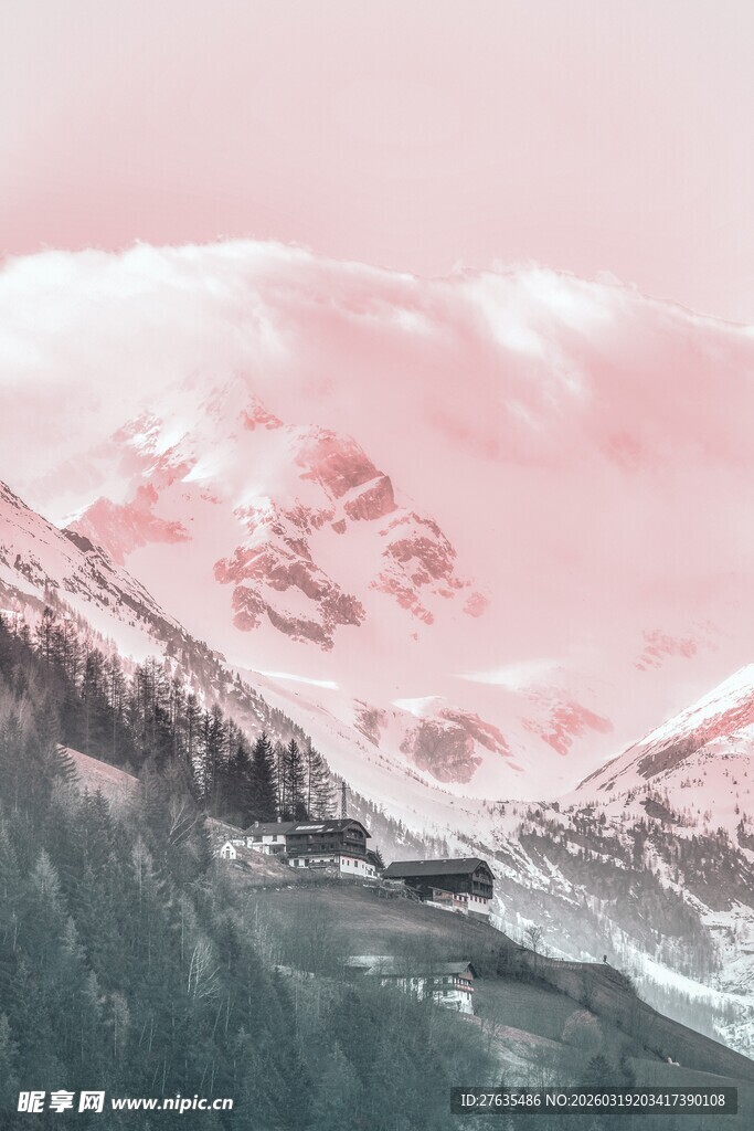 梦幻粉色雪山风景图