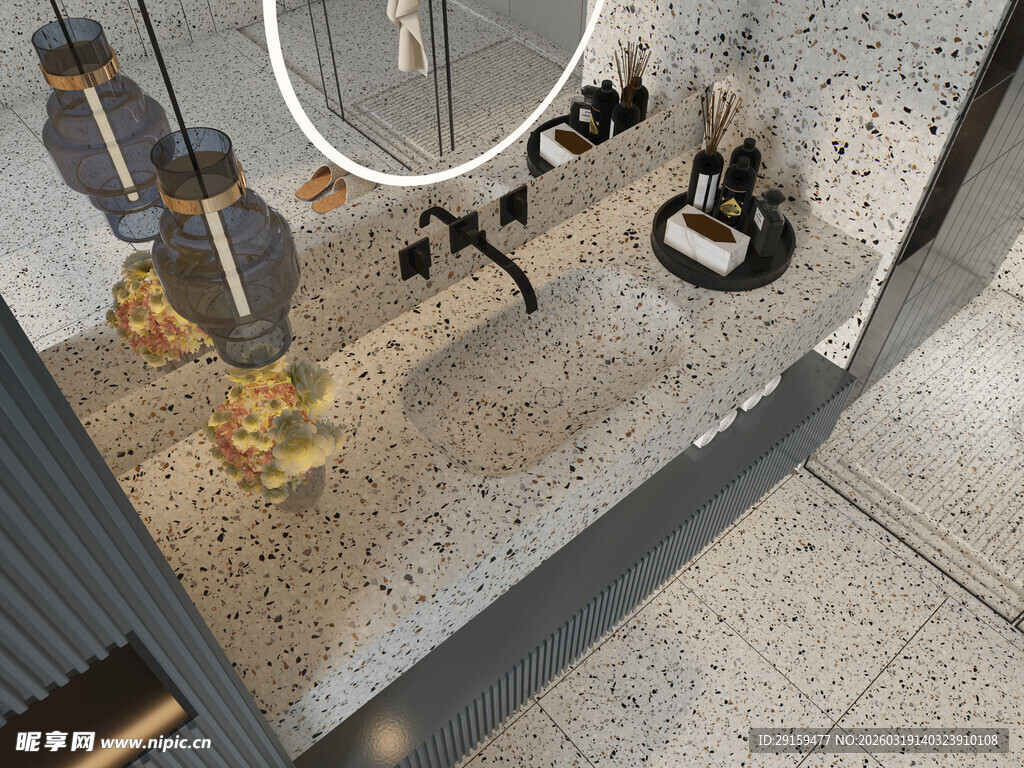 浴室台面上的多样物品