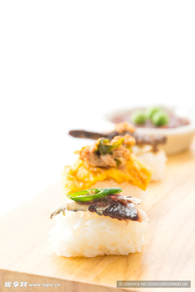 精致寿司料理展示