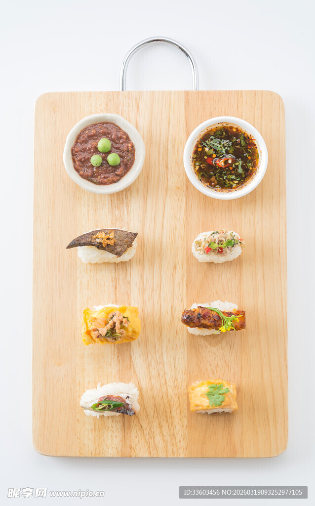 多样精致小食拼盘