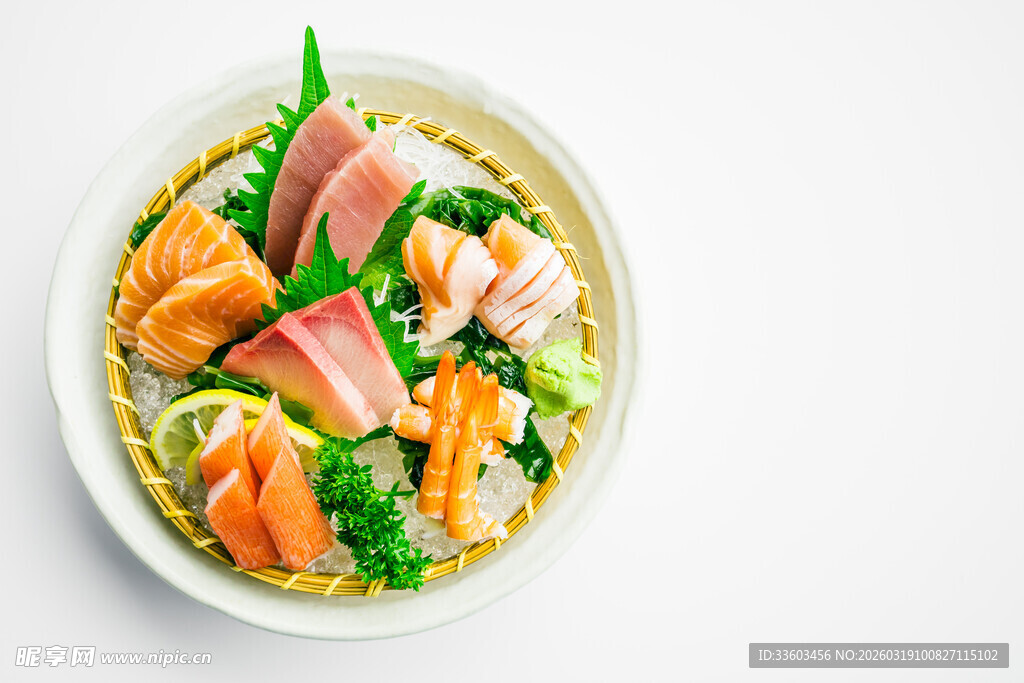 美味海鲜蔬菜盖浇面