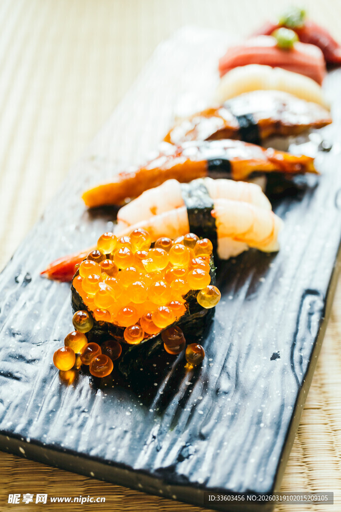 精致美味寿司拼盘