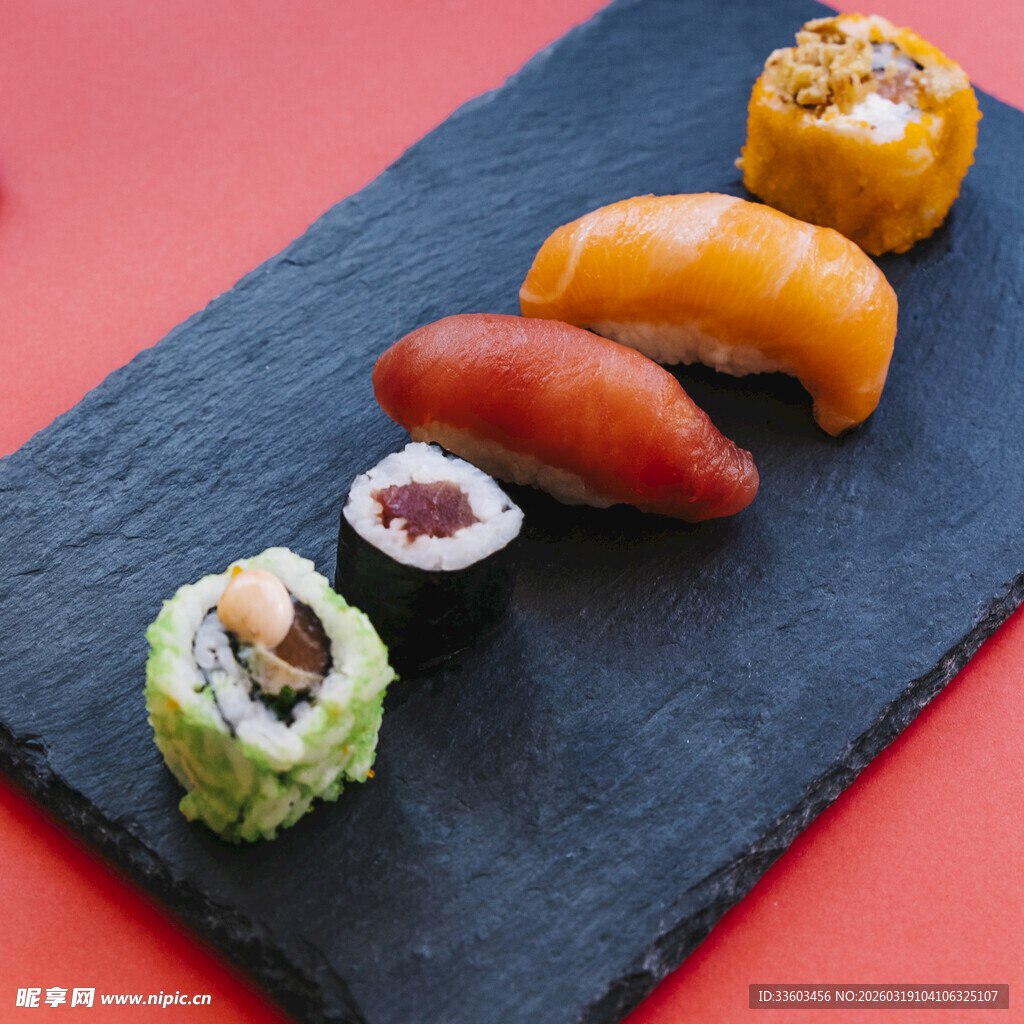 美味多样寿司拼盘