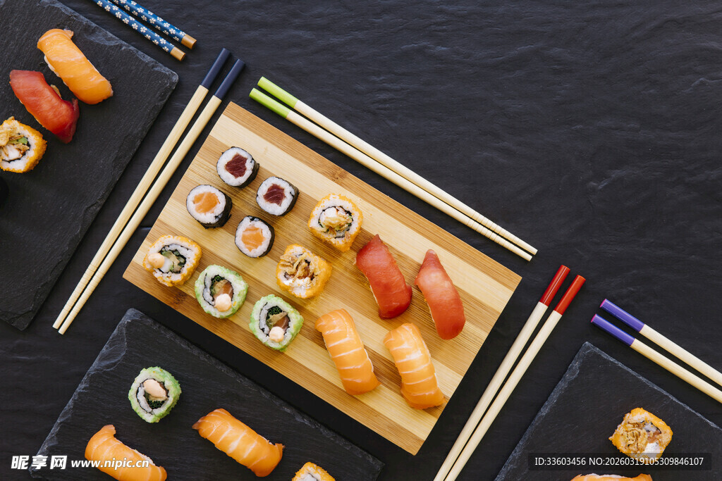 多样寿司摆盘展示