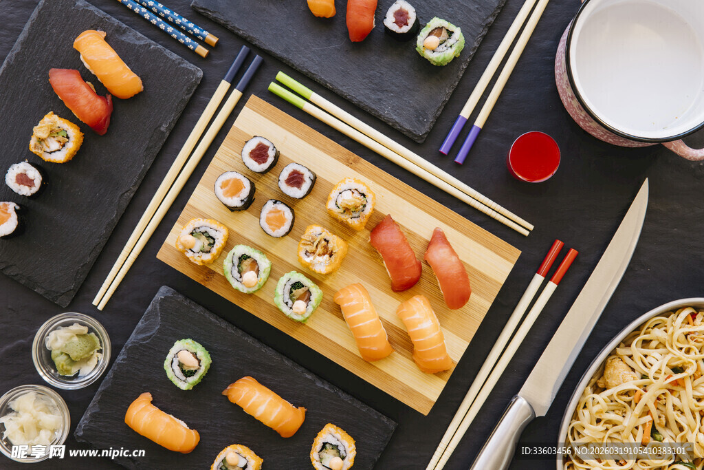 多样寿司与日式美食组合