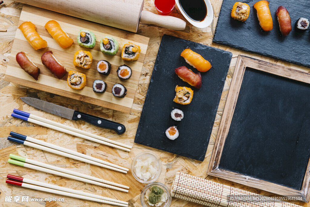 多样寿司与烹饪工具展示