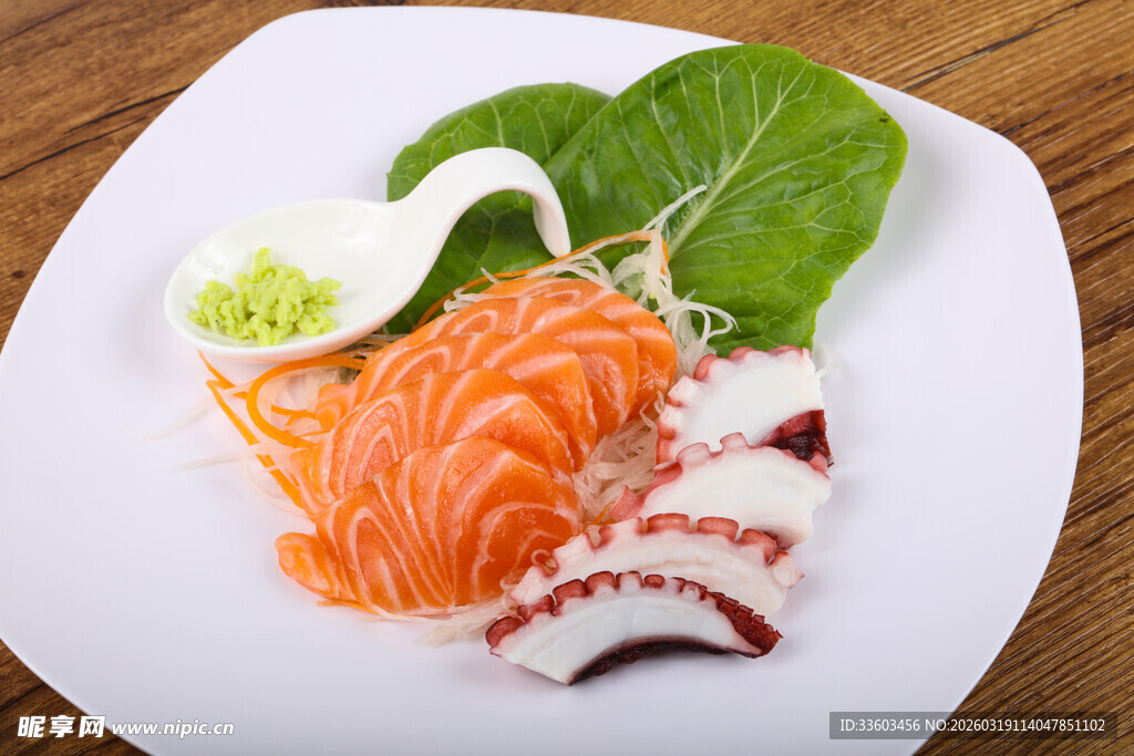 精致三文鱼刺身拼盘