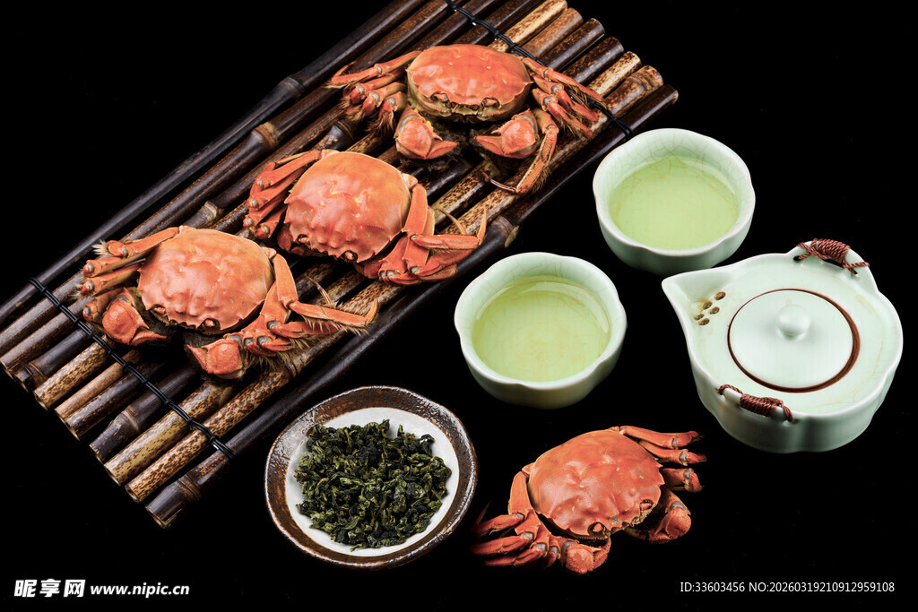 秋日蟹宴配香茗